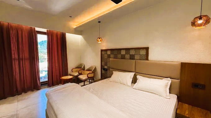 Deluxe Bedding